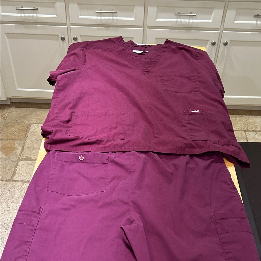 Landau Men's Burgundy XL Scrubs Set 2 Tops & 1 Pant Unisex XL